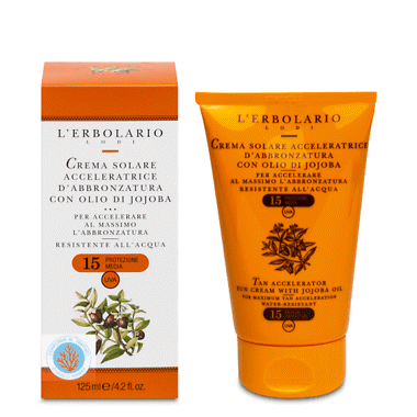 Crema solare acceleratrice d&#039;abbronzatura SPF 15